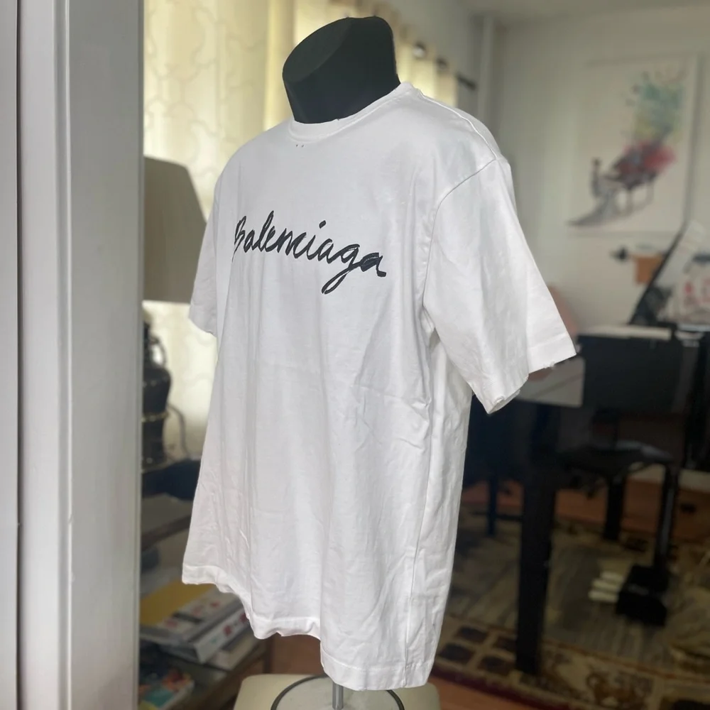 Like New Men’s Size Medium Balenciaga Oversized Logo Scripted T-shirt 100% White - Picture 8 of 14